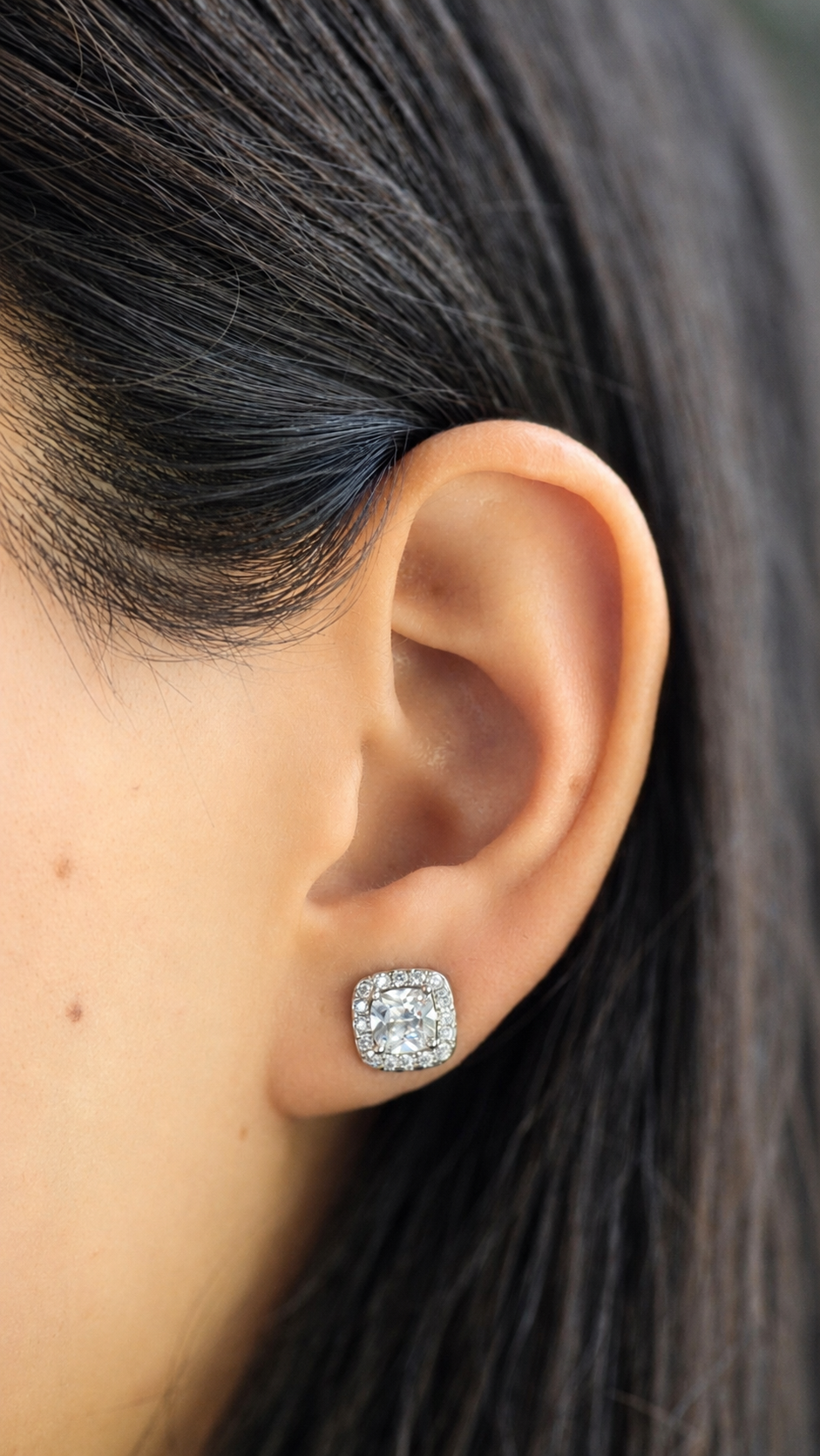 Studs Cushion Halo Zirconia