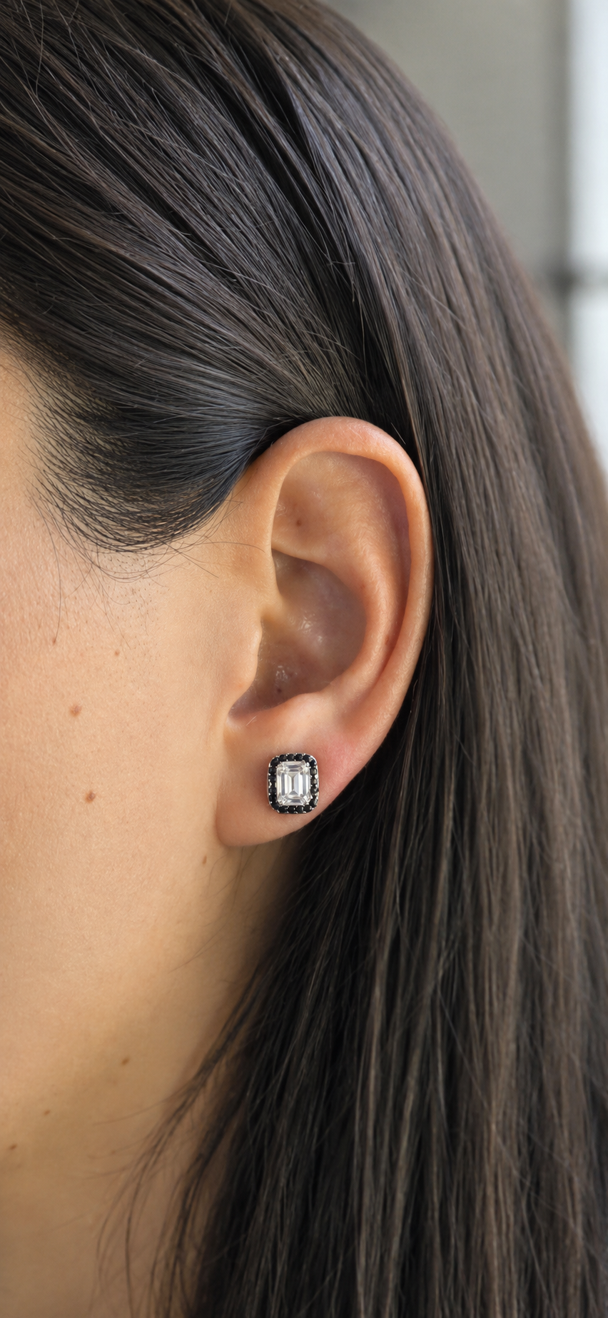 Noir Frame Studs