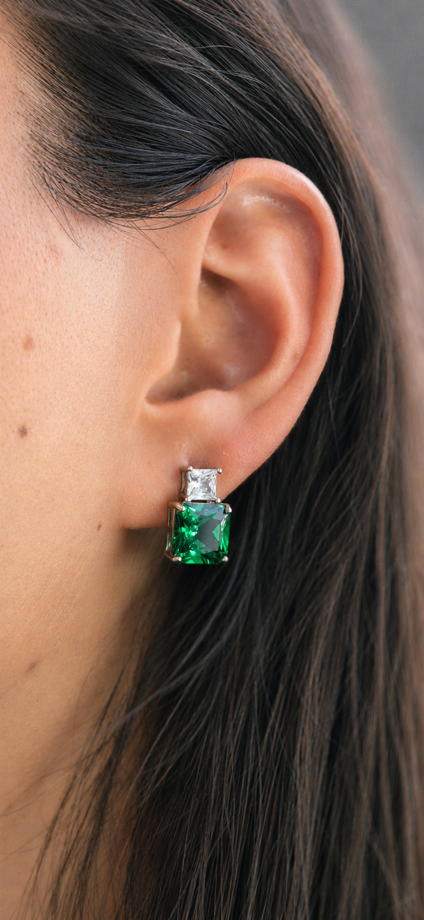 Studs Green Sapphire Duo