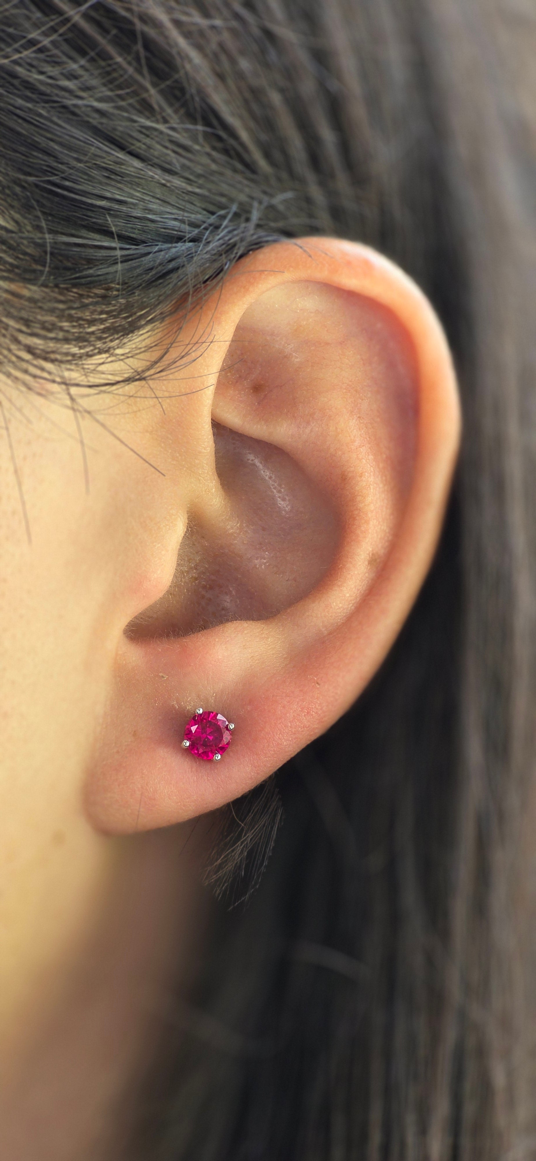 Studs Round Zafiro Rosa