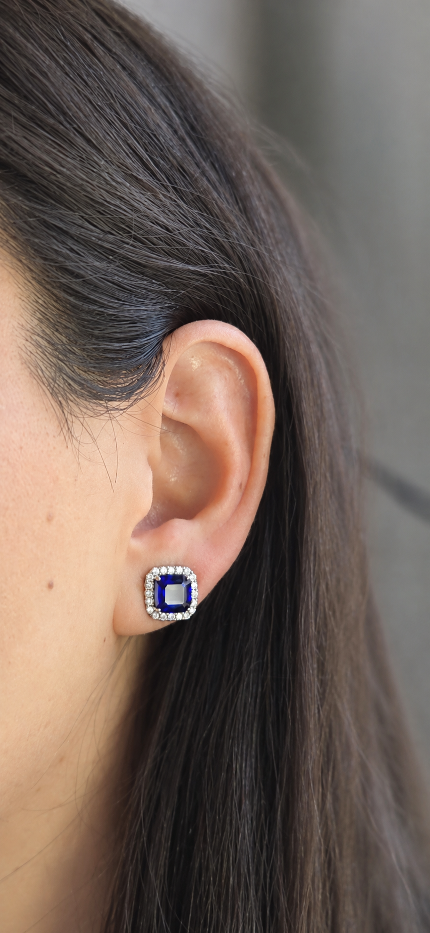 Studs Blue Sapphire Cushion Halo