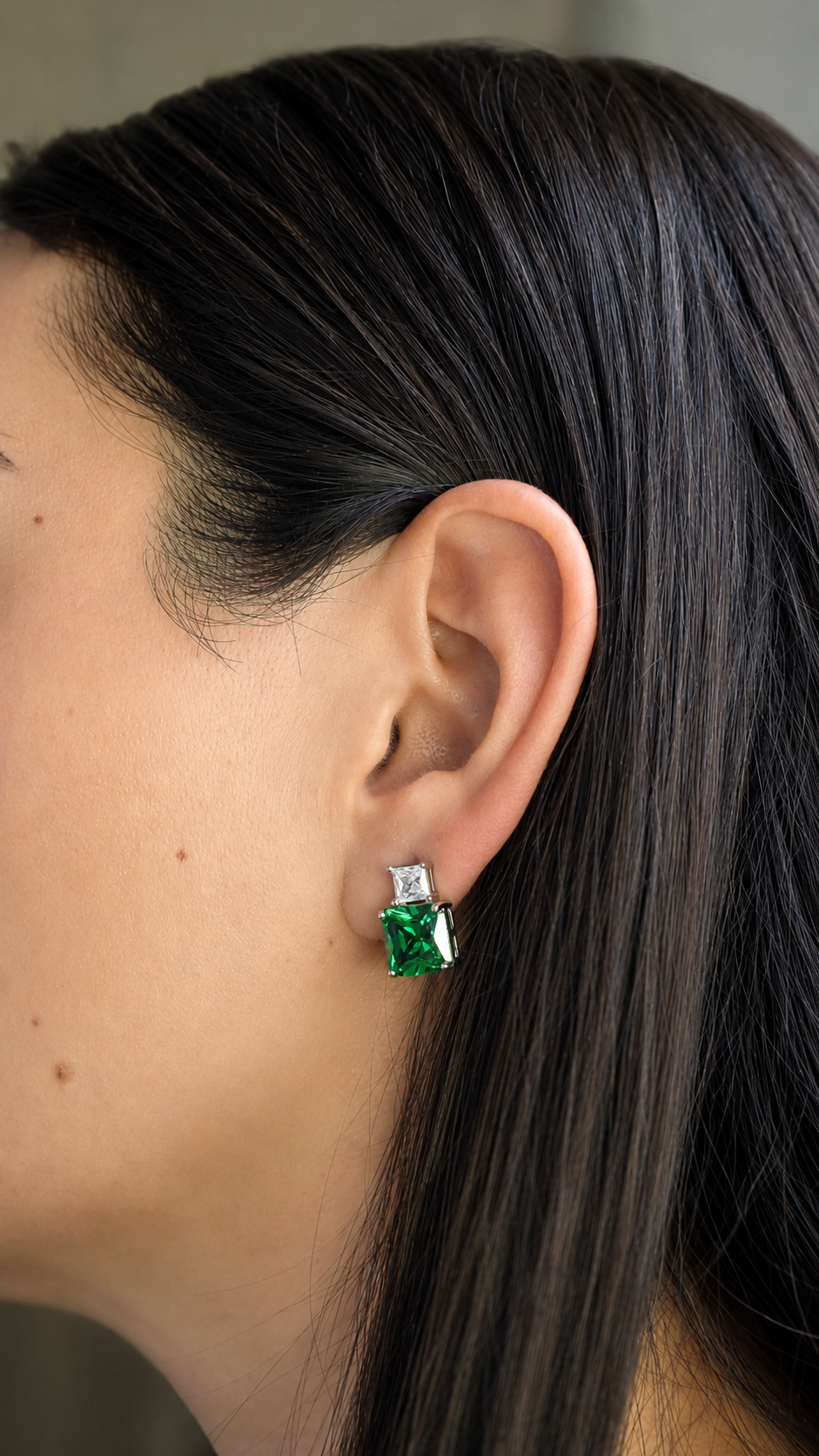 Studs Green Sapphire Duo